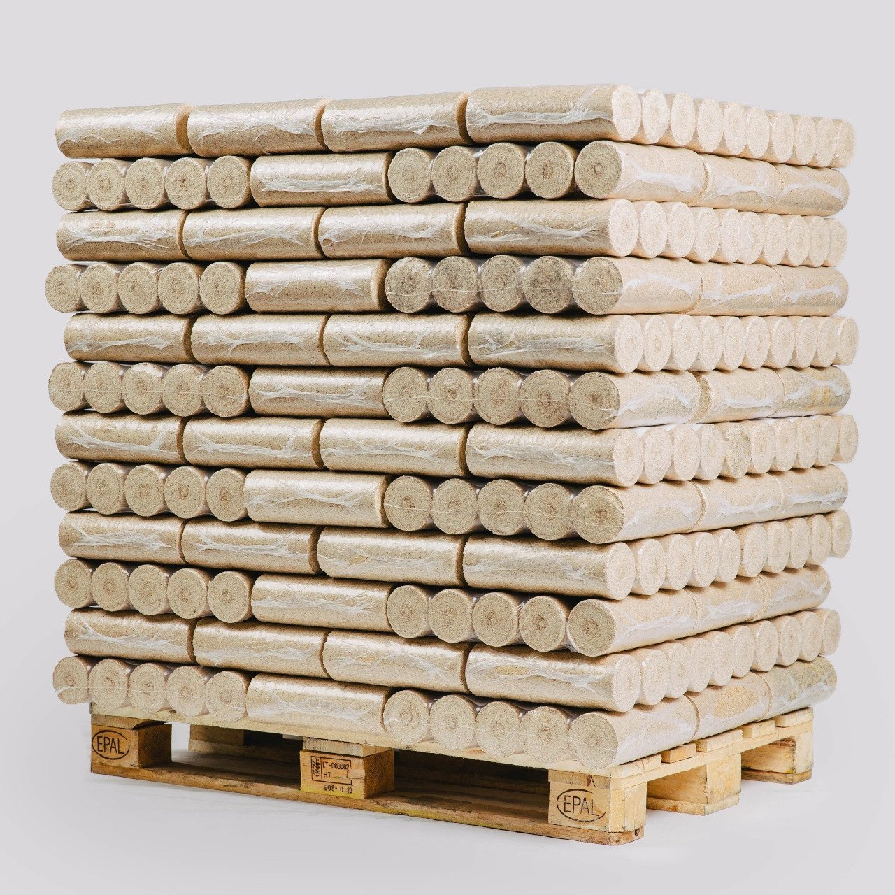 pellini-holzbriketts-ohne-loch-hello-heat-1.jpeg Briquettes de bois (Pellini) sans trou – Palette de 960 Kg – Image 1